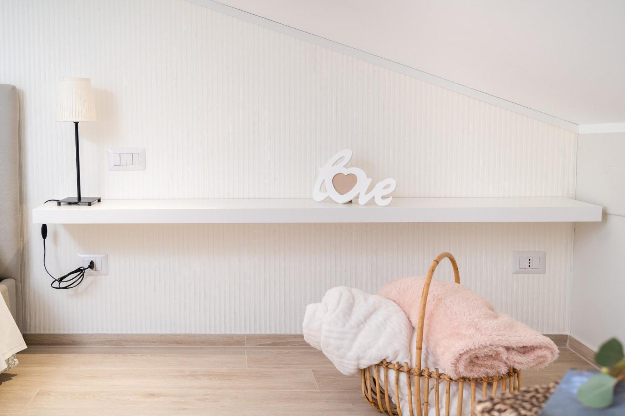 Otium Rooms / Camere E Appartamenti Morrovalle Exterior photo